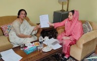 Sakeena discusses professional edu opportunities with JKBOPEE Chairperson