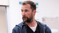 Noah Wyle Wins Best Actor in a Drama Series