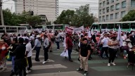 Iztapalapa gastó 32 mdp para rentar micros en la administración de Clara Brugada