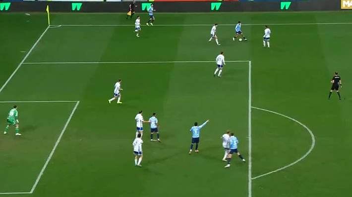 Revisa el gol de Thomas Galdames en la Liga Premier de Rusia El equipo del chileno perdió.