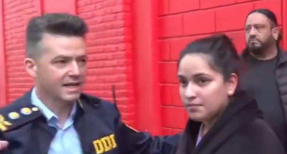Triple feminicidio en Argentina: Policía realiza séptima detención por asesinatos en Florencio Varela en medio de entrevista por TV | Florencia Ibáñez | A24 | Pequeño J | Morena Verdi | Brenda del Cas
