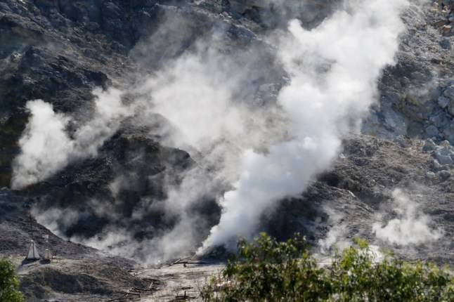 What would happen if a supervolcano 1,000 miles from London erupted
