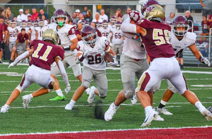 Wheeling Central rolls to 47-19 win at Williamstown