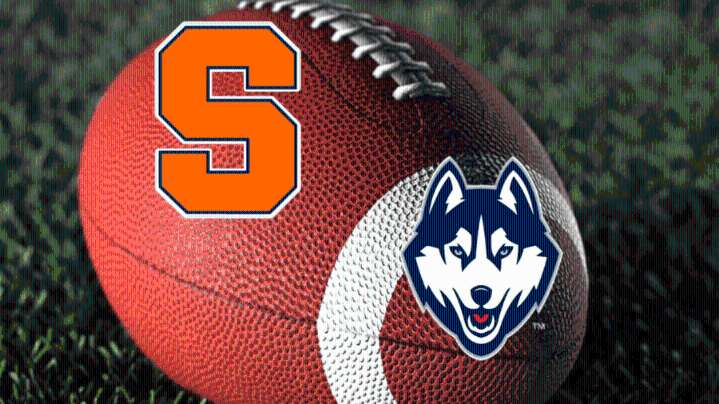 Syracuse trails UConn at the half