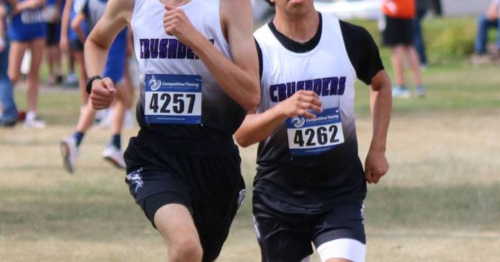 Crosby, Roblero lead Crusaders