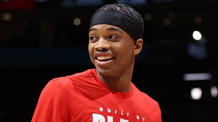 Sources -- Wizards' Coulibaly (thumb) has surgery for ligament tear