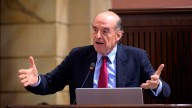 Confirman destitución e inhabilidad por 10 años contra excanciller colombiano Álvaro Leyva