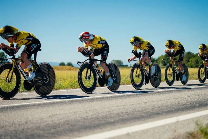 Visma se pierde a otro talento y Van Aert admite: “No hicimos fichajes importantes”