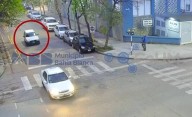 Video: así robaron un auto en la puerta de un hospital