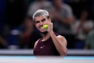 Alcaraz recupera la calma para ganar a Ruud y alcanzar su décima final de la temporada