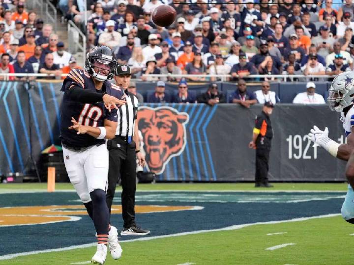 La noche que Caleb Williams hundió a Cowboys en Soldier Field