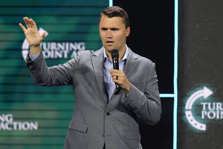 Pierde la vida Charlie Kirk, aliado de Donald Trump que recibió un disparo en Utah