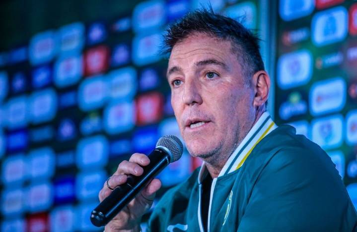 Eduardo Berizzo deja dirección técnica del León tras campaña de altibajos