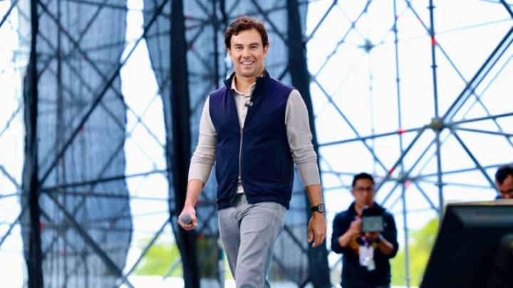 Checo Pérez ya trabaja con Cadillac