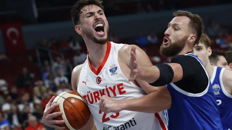 Rockets' Alperen Sengun makes history with shockingly fast triple