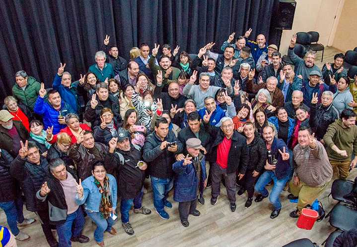 Capitanich recorre el Chaco: “No es con marketing ni con discursos vacíos, es escuchando a nuestro pueblo”