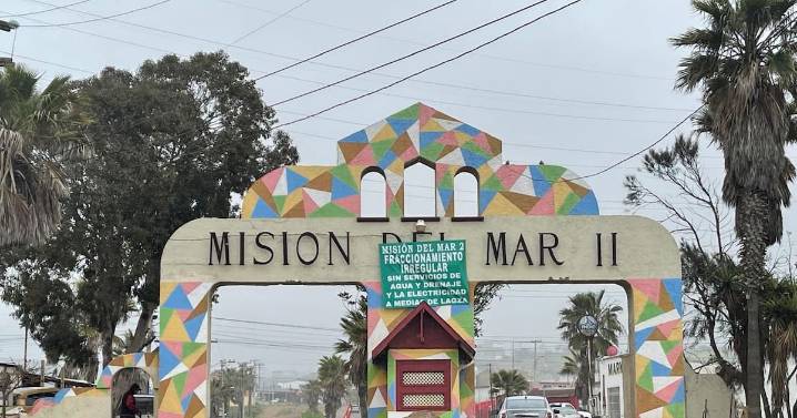 Regularizan 52 colonias de Rosarito; miles de familias tendrán certeza jurídica de sus propiedades
