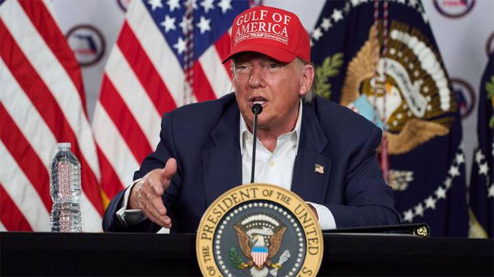 Trump advierte a Venezuela que derribará sus cazas si ponen en peligro a militares de EEUU