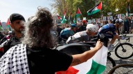 Una sentada propalestina obliga a variar el recorrido de la Vuelta en Madrid