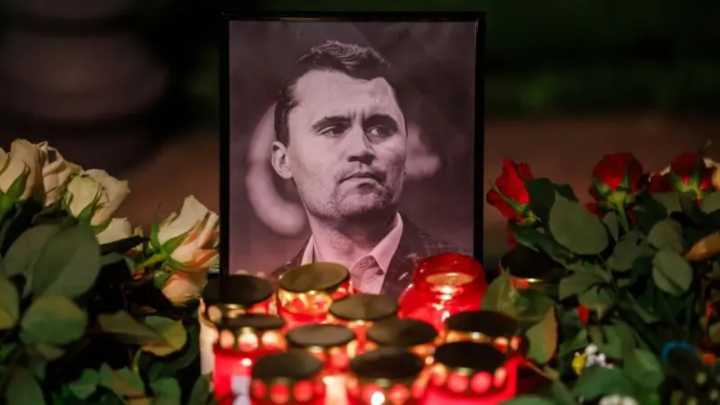 Seguidores y detractores de Charlie Kirk debaten el controvertido legado político del activista conservador asesinado
