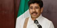 Ministro Aguilar alista recorte a su personal
