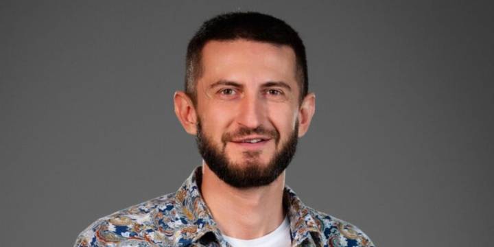 Alim Aliyev, subdirector del Instituto Ucraniano: “La estrategia de Rusia es apropiarse de tu cultura e historia, o destruirlas”