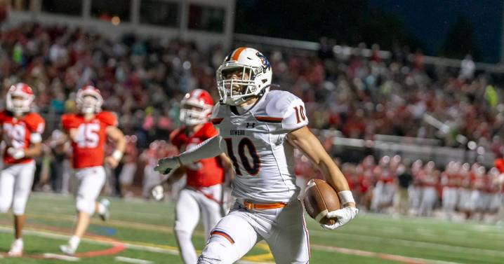 Kendall County football notebook: Oswego’s Mariano Velasco shining as two