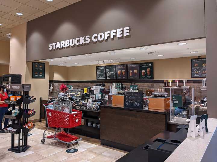 Starbucks announces more layoffs; "more than 100" cafes to close