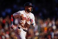 Deadspin | Clinging to final wild card spot, Red Sox start series in Tampa
