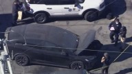 Macabro: encontraron un cadáver en un Tesla de una estrella del Lollapalooza 2026