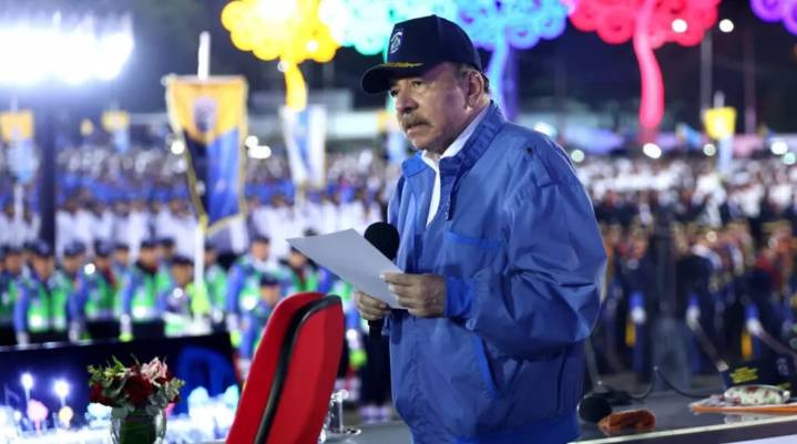 Daniel Ortega dice que EEUU quiere «robarle» el petróleo a Venezuela con el despliegue naval