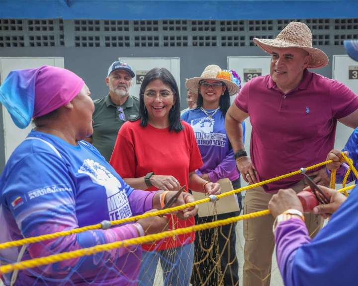 Gobierno refuerza marca pesquera nacional con apoyo a emprendedoras
