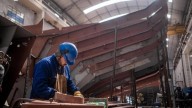 El PBI cayó 0,1% en los primeros seis meses del año, según el INDEC