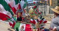 Ventas de banderas en Rosarito no comienzan bien
