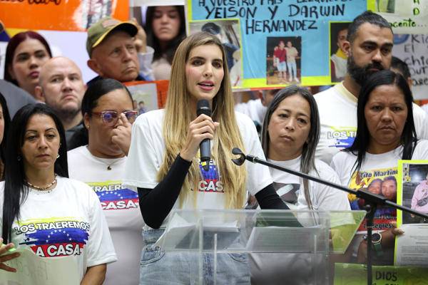 Venezuela recibe a tres niños migrantes que denunciaba como «secuestrados» por...
