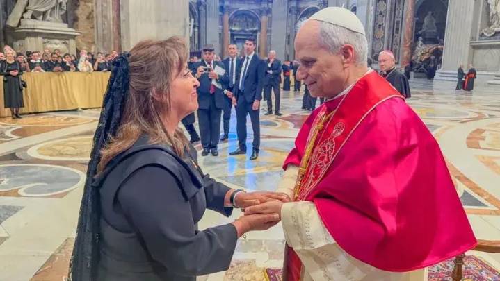 Dina Boluarte envió saludo al papa León XIV por su cumpleaños y le reiteró invitación a Perú
