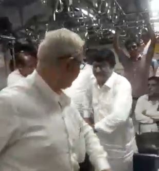 Watch: Passengers miss their stop but not the Garba beat