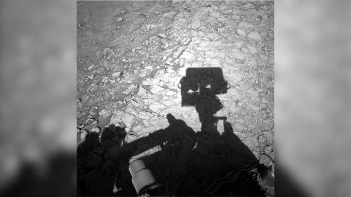 Curiosity Mars rover puzzles over intriguing 'boxwork' pattern | Space photo of the day for Sept. 19, 2025