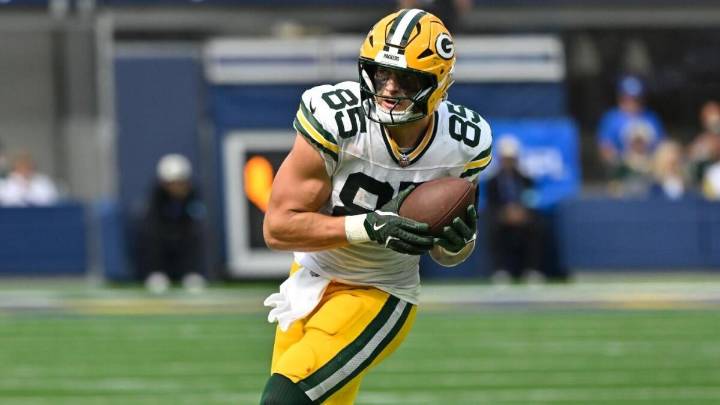 Cowboys vs. Packers prediction, odds, spread, time: 2025 NFL Week 4 Sunday Night Football picks by top model