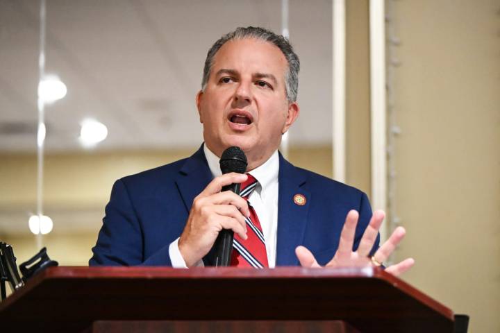 Jimmy Patronis raises alert to Floridians over bogus arrest warrant scheme
