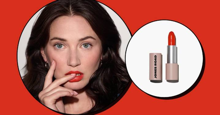 Jones Road The Classic Lip Collection Review
