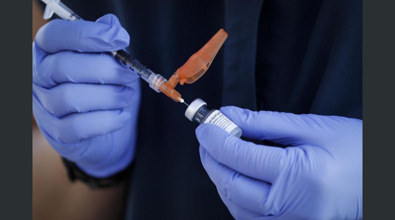 Florida anuncia plan para acabar con las vacunas obligatorias y las compara con esclavitud