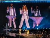 SHAKIRA DEJA UNA NOCHE INOLVIDABLE PARA TODOS LOS POBLANOS