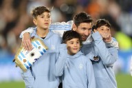 La divertida charla de “peinados” entre Messi y sus hijos en la previa del partido que hizo reír a más de uno