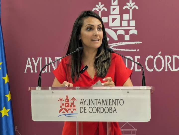 Solo el 29 % de los cargos directivos del Ayuntamiento de Córdoba están ocupados por mujeres, según el PSOE