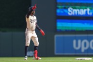 Deadspin | James McCann provides strong bat as Diamondbacks beat Twins