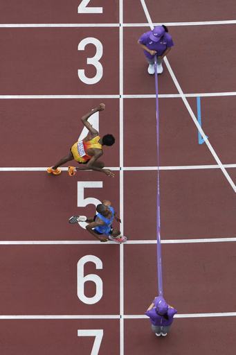 Ganador del Maratón del Mundial de Atletismo se decide en un sprint y un final de foto