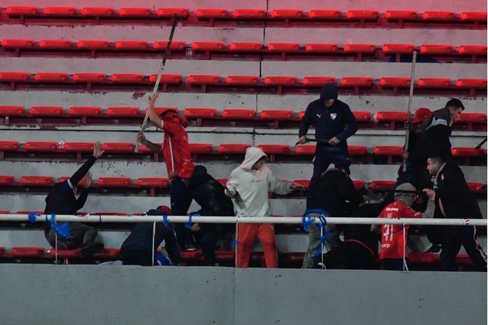 Tras los incidentes, la Conmebol descalificó a Independiente de la Copa Sudamericana