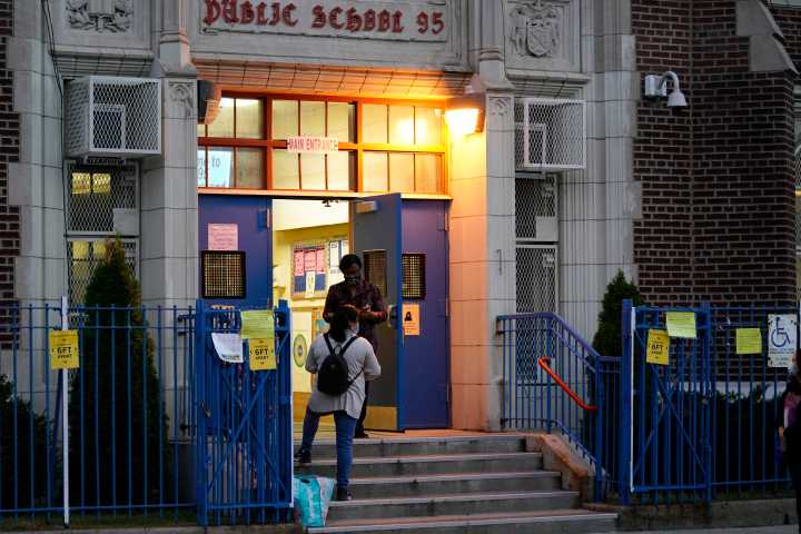 Trump admin to hold back grants from NYC schools over bathroom policies
