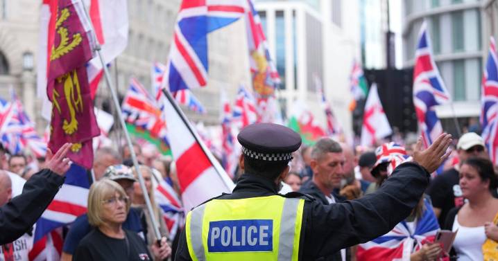 Thousands fill London streets for "Unite the Kingdom" rally organized by far